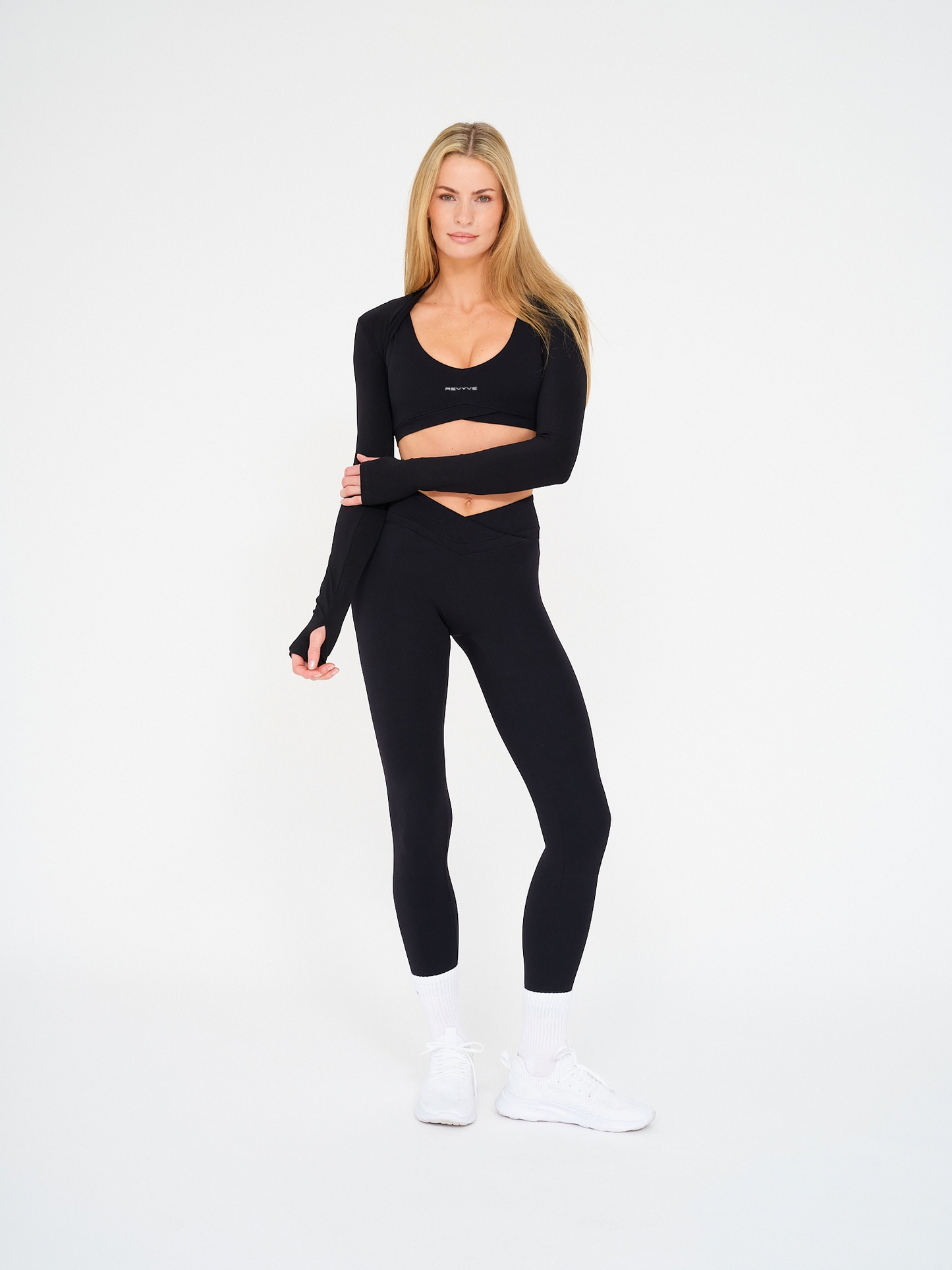 Revyve Shrug with Thumbhole